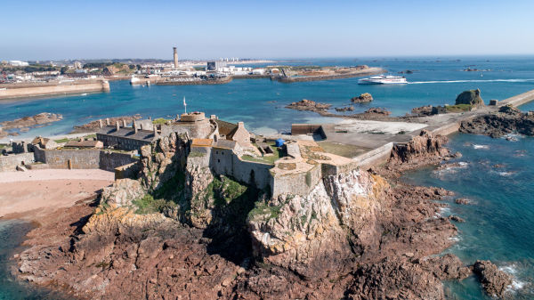 Vue aérienne du château Elizabeth - Elizabeth Castle