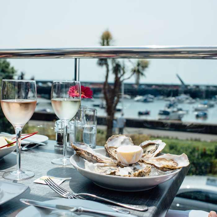 Plat d'huîtres à St Aubin