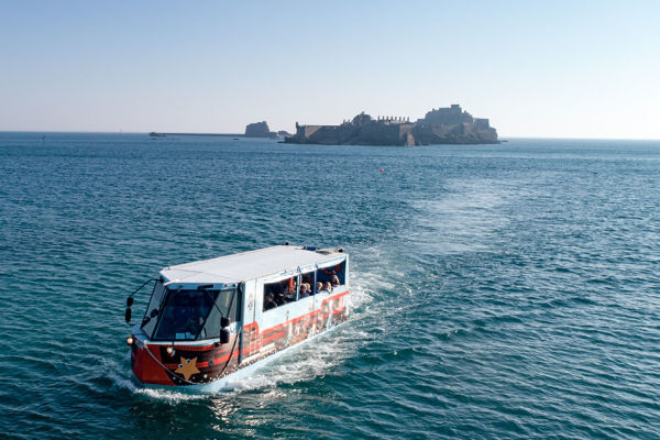 Ferry amphibie
