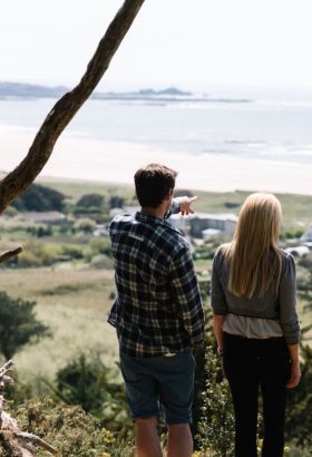 People sat at Grantez