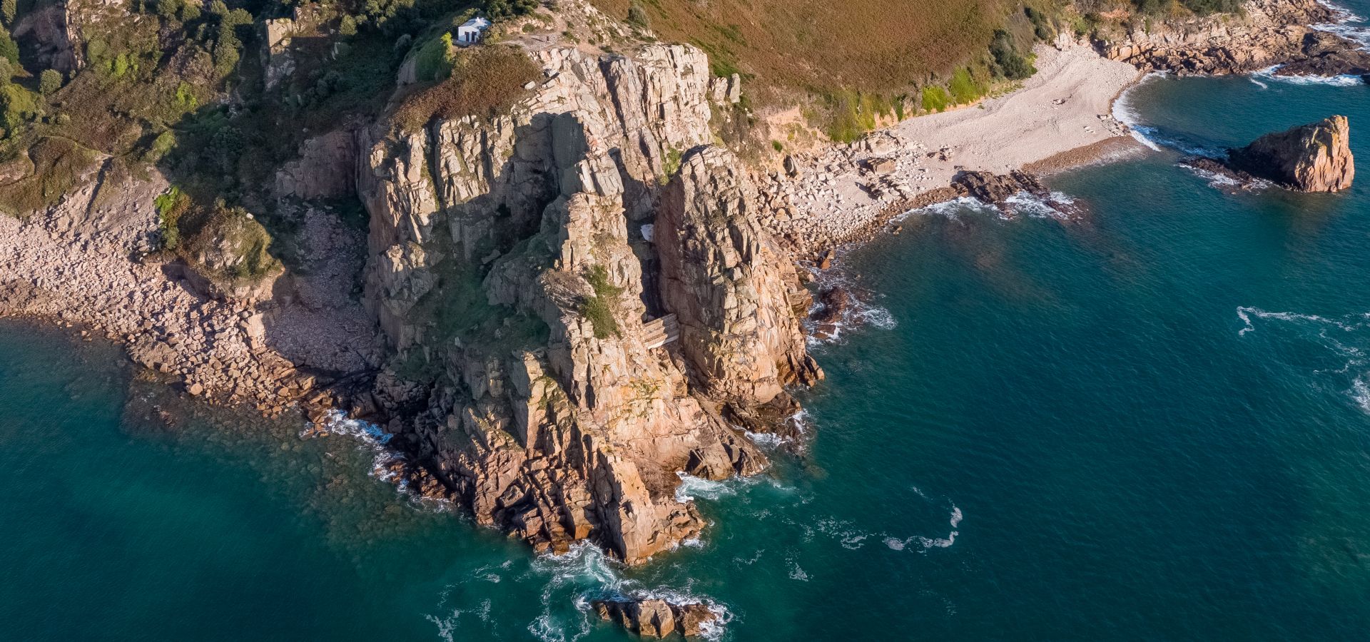 Aerial shot of Cliff